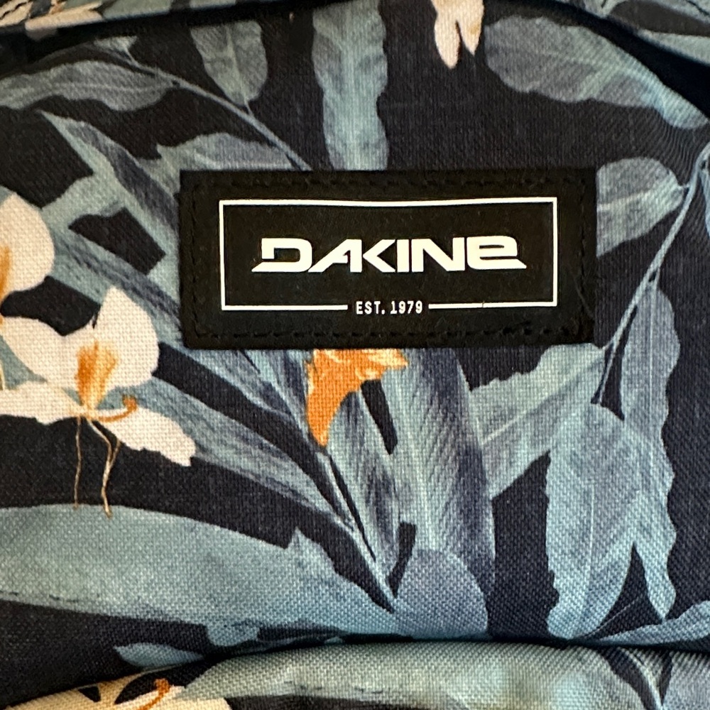 🌴🌸 Dakine "Okika" Campus Floral Backpack